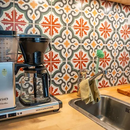 Arctic Circle Retreat: Stylish 2-room Rovaniemi