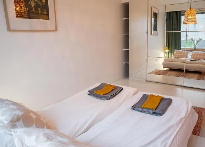 Arctic Circle Retreat: Stylish 2-room アパート